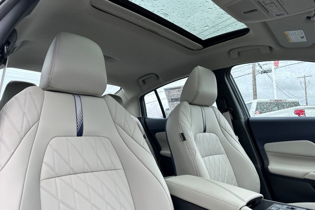 New 2026 Nissan Sentra SL w/ Floor Mat Package image 16