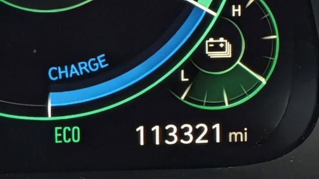 Used 2022 Hyundai Sonata Limited image 17