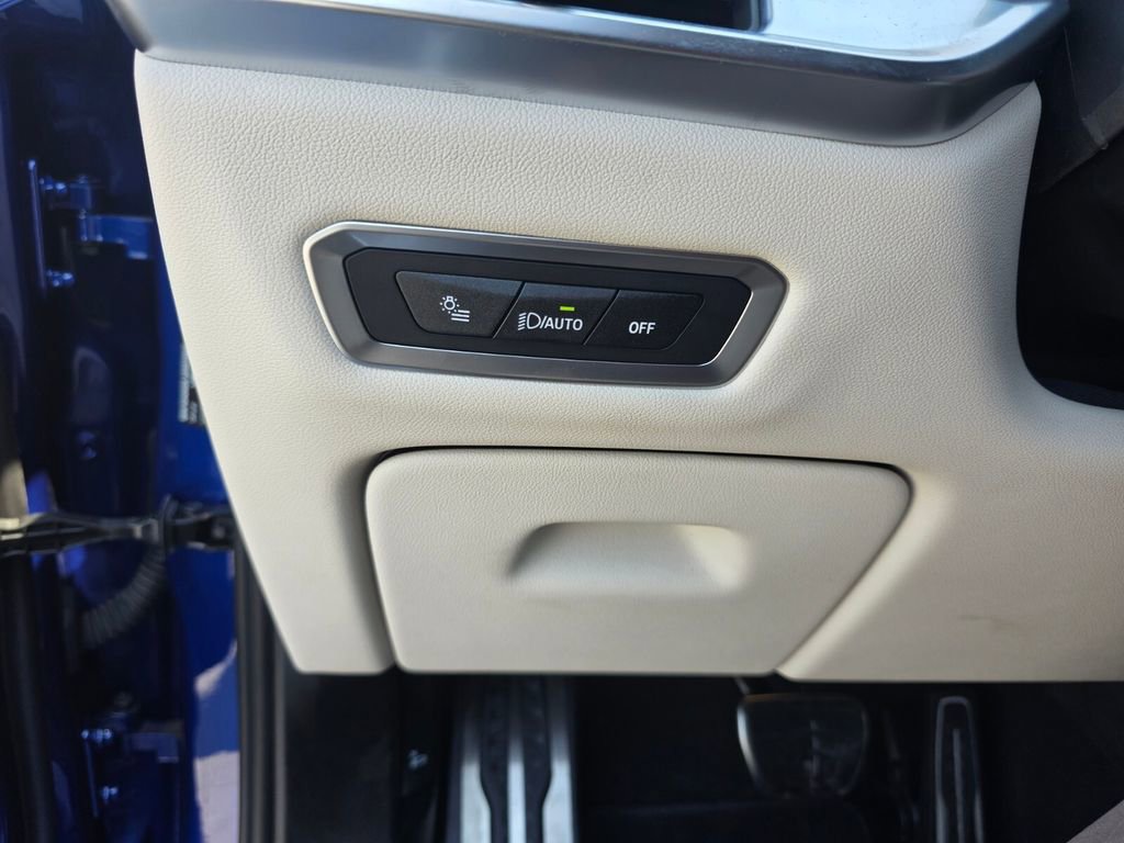 Certified 2025 BMW X7 M60i image 26