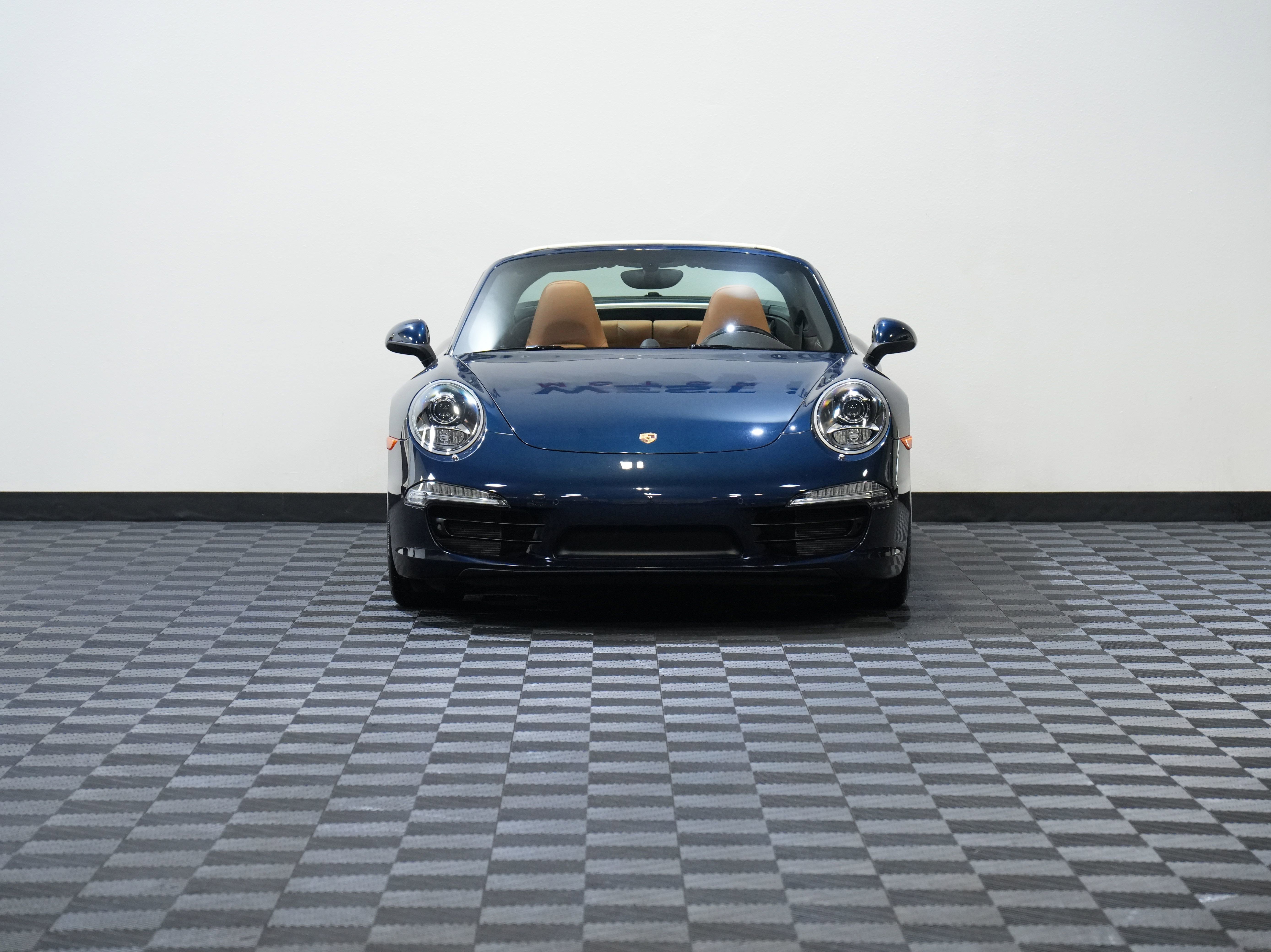 Used 2016 Porsche 911 Targa 4S AWD/4WD image 5