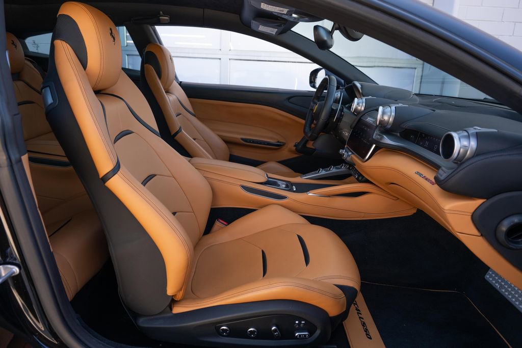 Certified 2018 Ferrari GTC4Lusso image 63