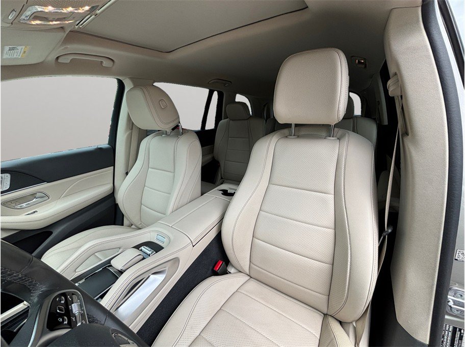 Used 2020 Mercedes-Benz GLS 450 4MATIC image 22