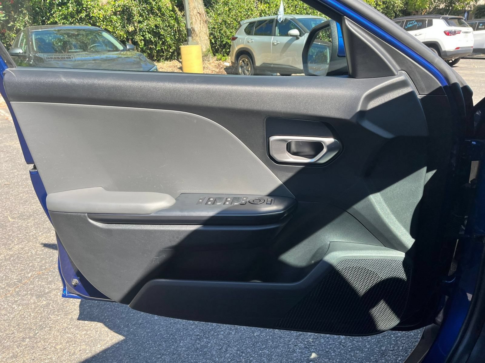 Used 2025 Kia K4 FWD image 18