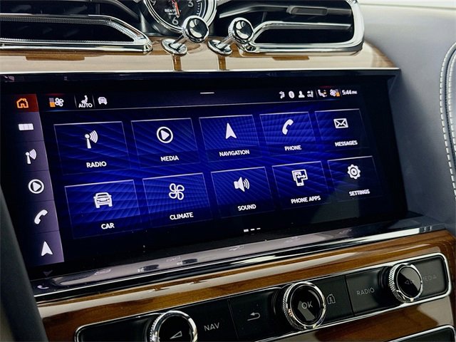 Used 2022 Bentley Bentayga image 15