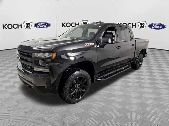 Used 2021 Chevrolet Silverado 1500 LT Trail Boss w/ Convenience Package II image 3