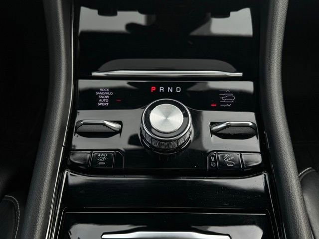 Used 2022 Jeep Grand Cherokee Overland w/ Adv Protech Group III image 34