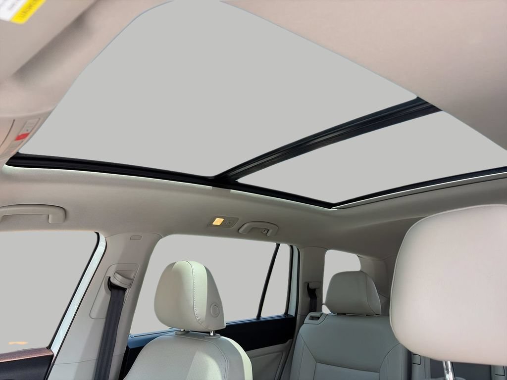 Used 2019 Volkswagen Atlas SEL FWD image 19