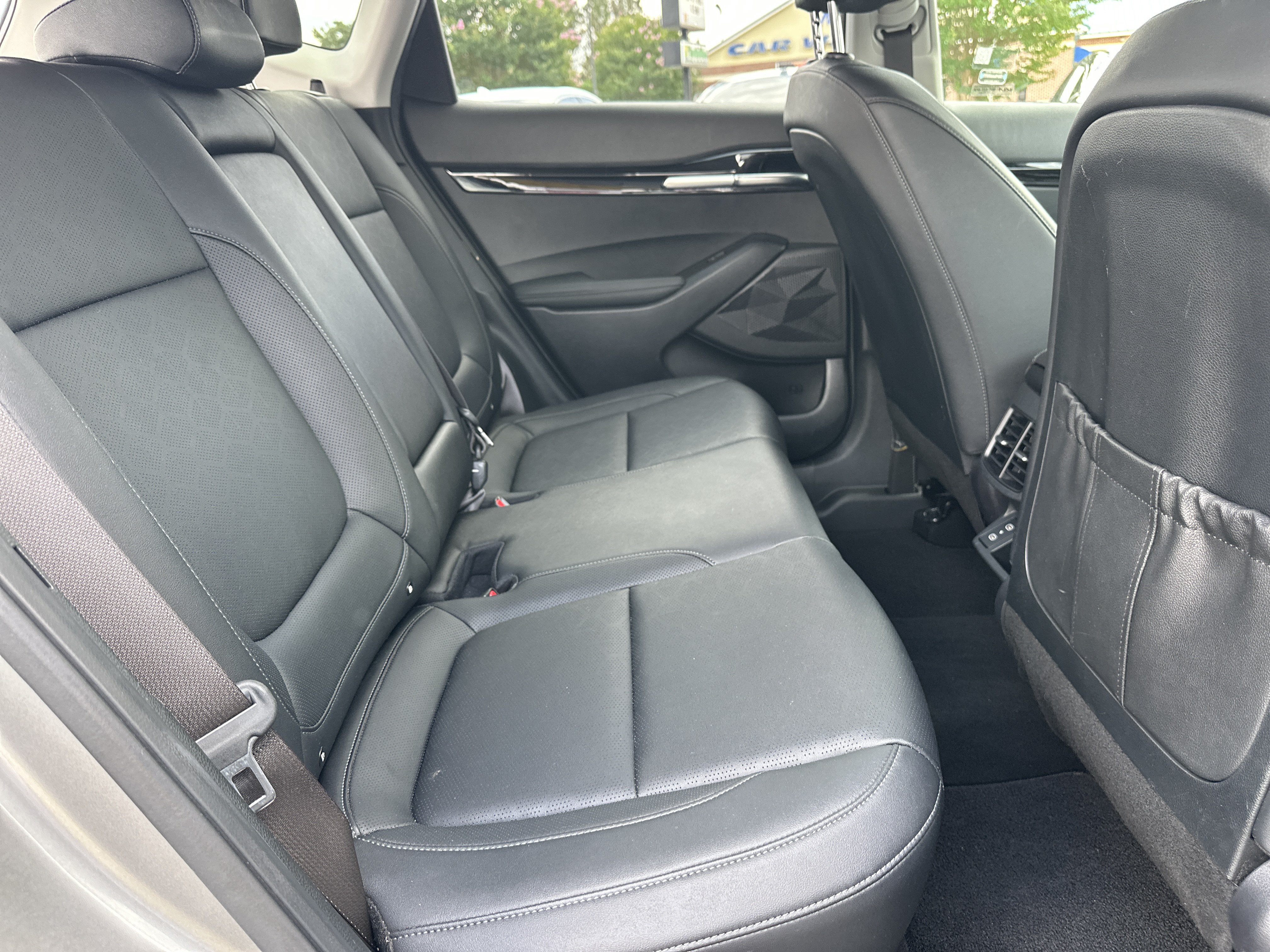 Used 2024 Kia Seltos EX FWD image 16