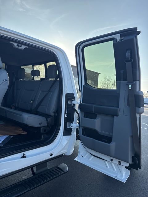 New 2026 Ford F550 4x4 SuperCab Super Duty w/ XL Chrome Package image 38