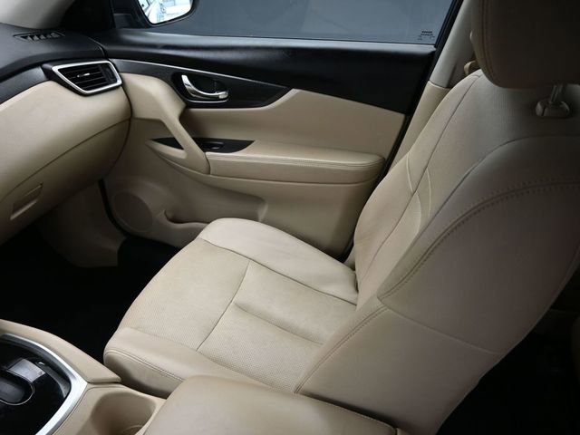 Used 2016 Nissan Rogue SL w/ SL Premium Package image 11