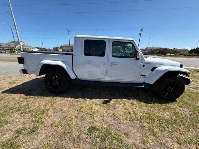 Used 2022 Jeep Gladiator Overland image 8