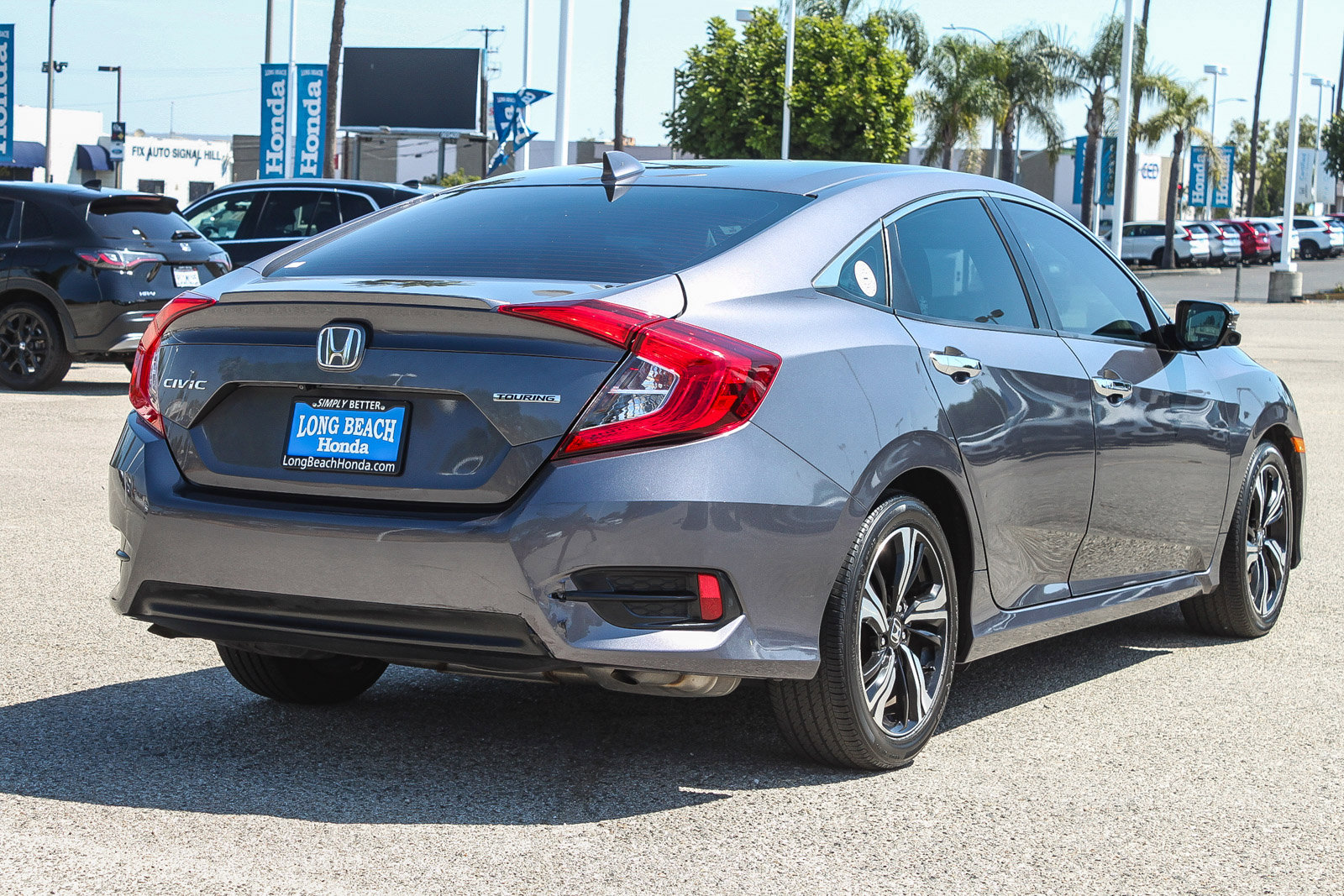 Used 2017 Honda Civic Touring image 9