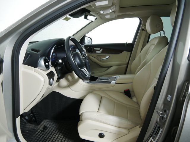 Used 2022 Mercedes-Benz GLC 300 4MATIC image 22