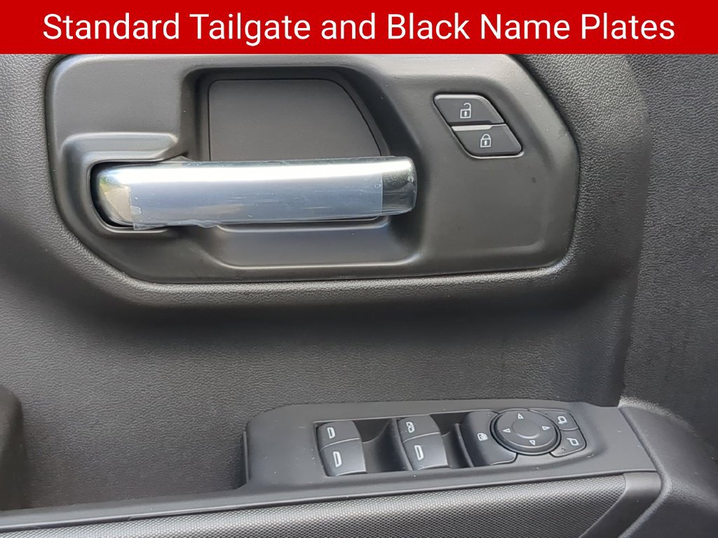 New 2026 Chevrolet Silverado 1500 Custom w/ Turbomax Blackout Package AWD/4WD image 15