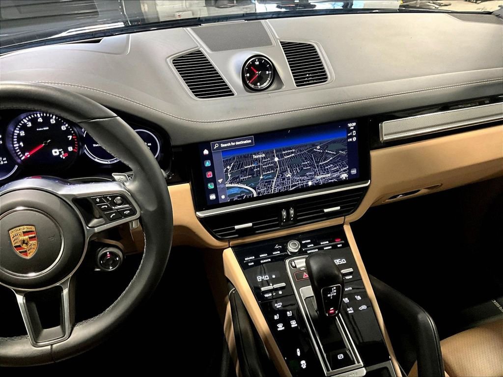Certified 2023 Porsche Cayenne Platinum Edition AWD/4WD image 10