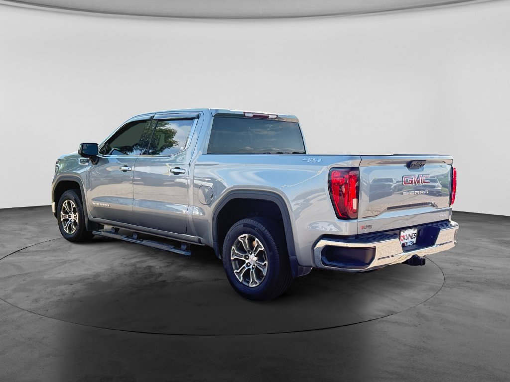 Used 2023 GMC Sierra 1500 SLT AWD/4WD image 5