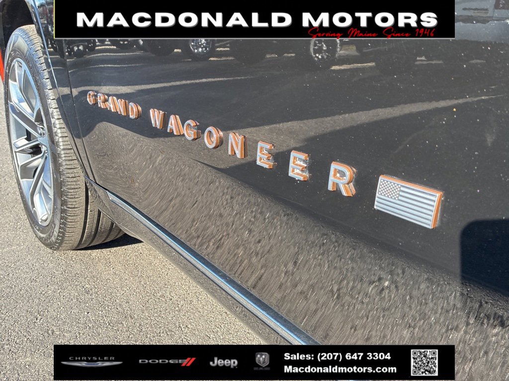 Used 2024 Jeep Grand Wagoneer Series III w/ HD Trailer Tow Package image 15