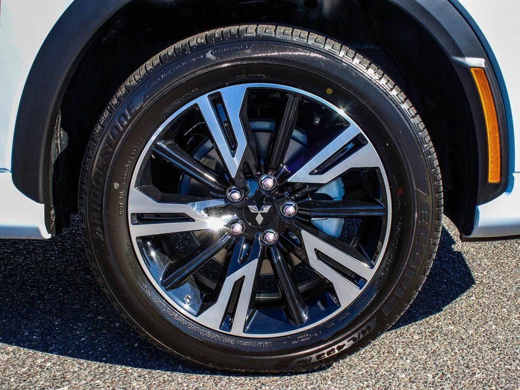 New 2026 Mitsubishi Eclipse Cross SEL image 7