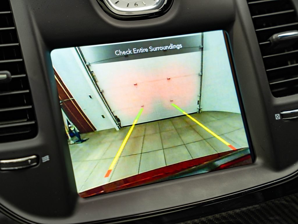 Used 2023 Chrysler 300 C RWD image 33