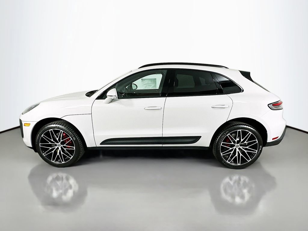 New 2026 Porsche Macan S image 2