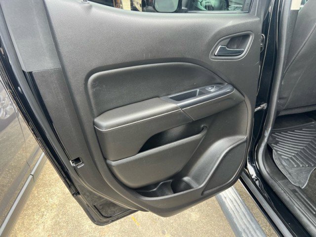 Used 2017 GMC Canyon SLE w/ SLE Convenience Package image 27