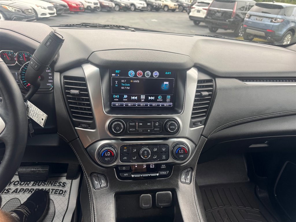 Used 2019 Chevrolet Suburban LT image 20