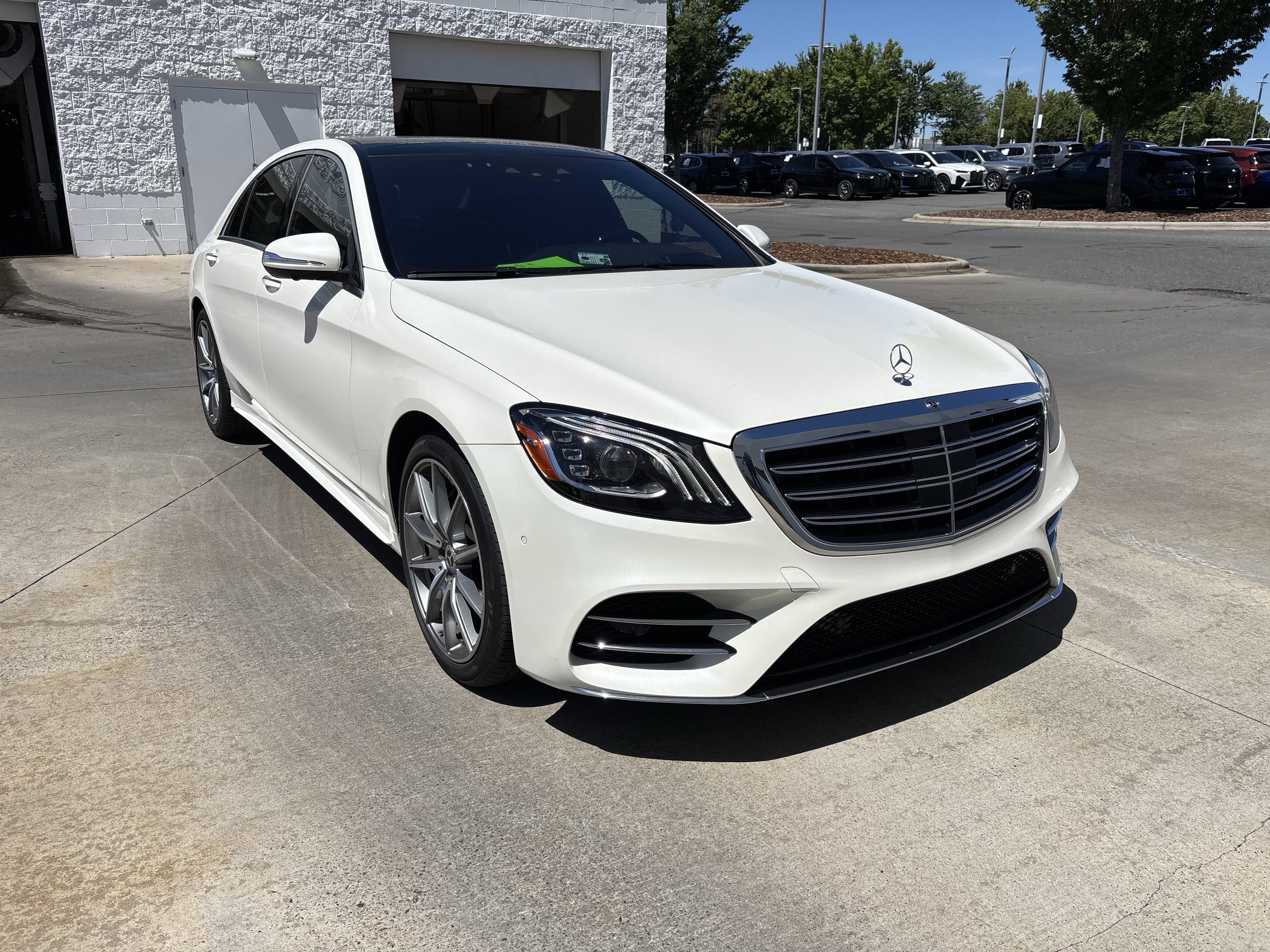 Used 2020 Mercedes-Benz S 560 Sedan image 3