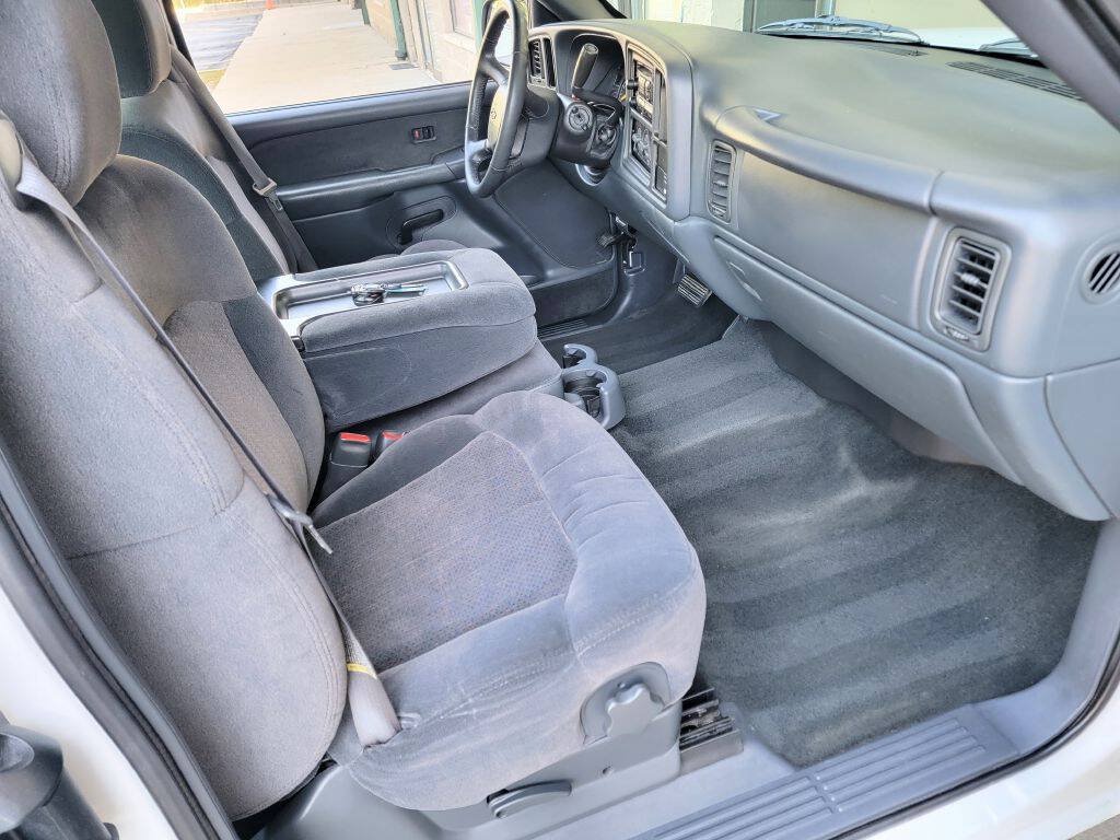 Used 2001 Chevrolet Silverado 1500 LS RWD image 16