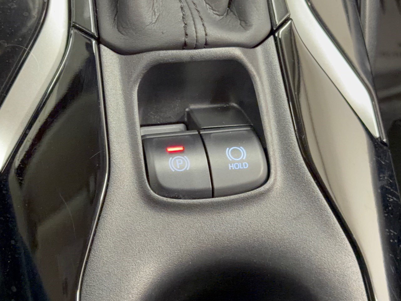 Used 2022 Toyota Corolla LE FWD image 33