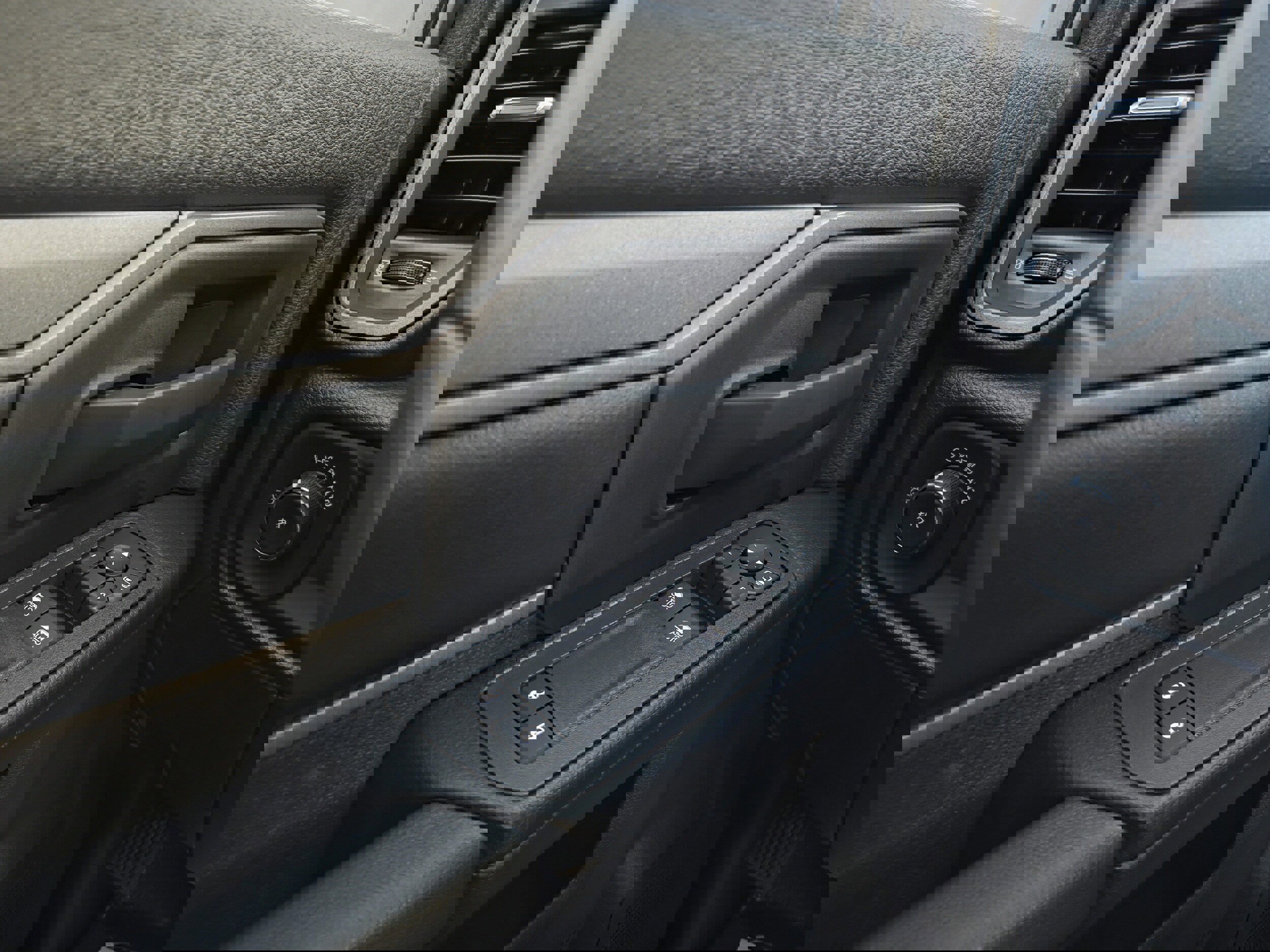 New 2026 RAM 3500 Tradesman w/ Chrome Appearance Group A image 31