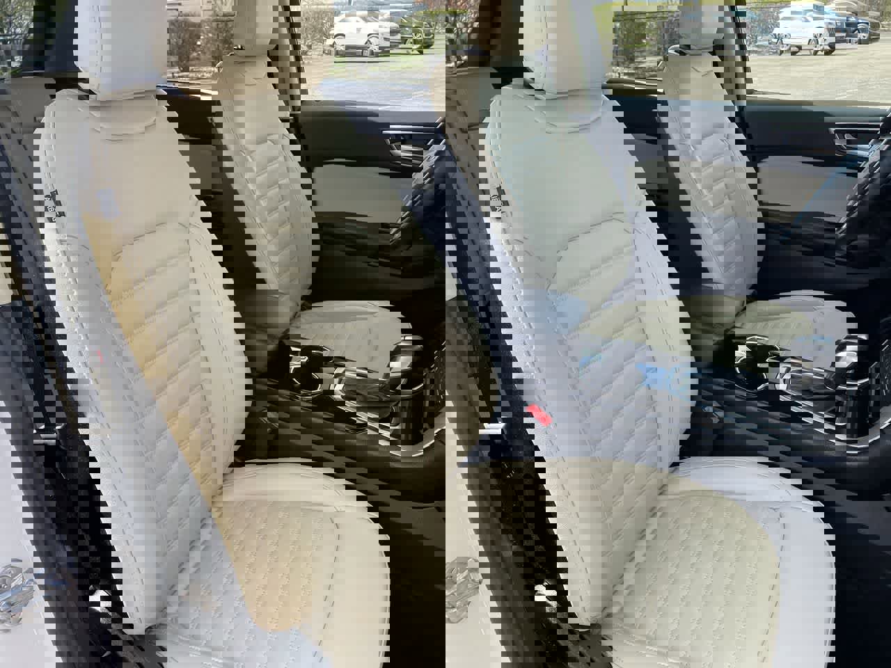 Used 2018 Ford Edge SEL w/ Equipment Group 201A AWD/4WD image 14