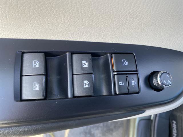 Certified 2019 Toyota Highlander XLE image 13