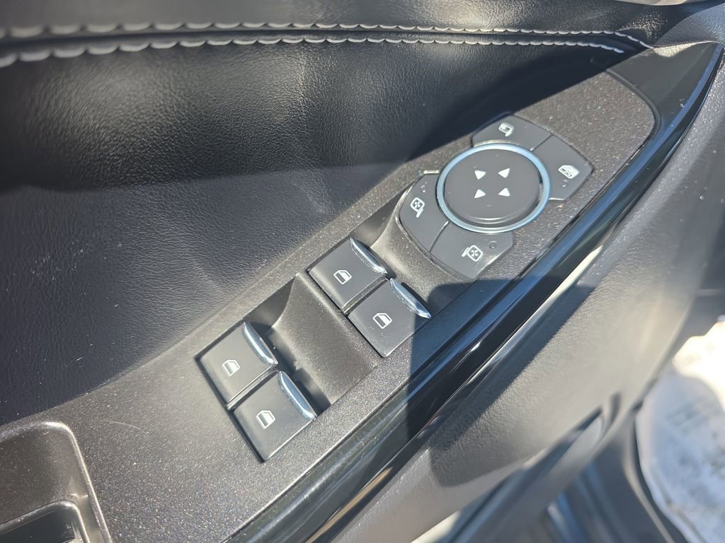 Used 2022 Ford Explorer ST image 21