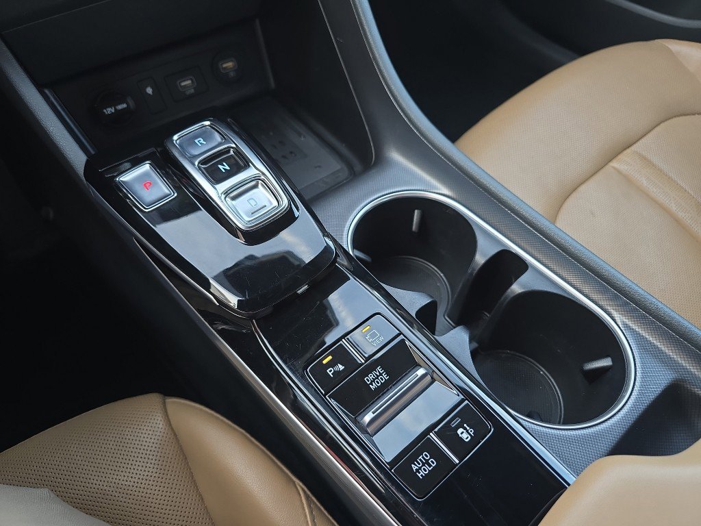 Used 2020 Hyundai Sonata Limited w/ Cargo Package image 19