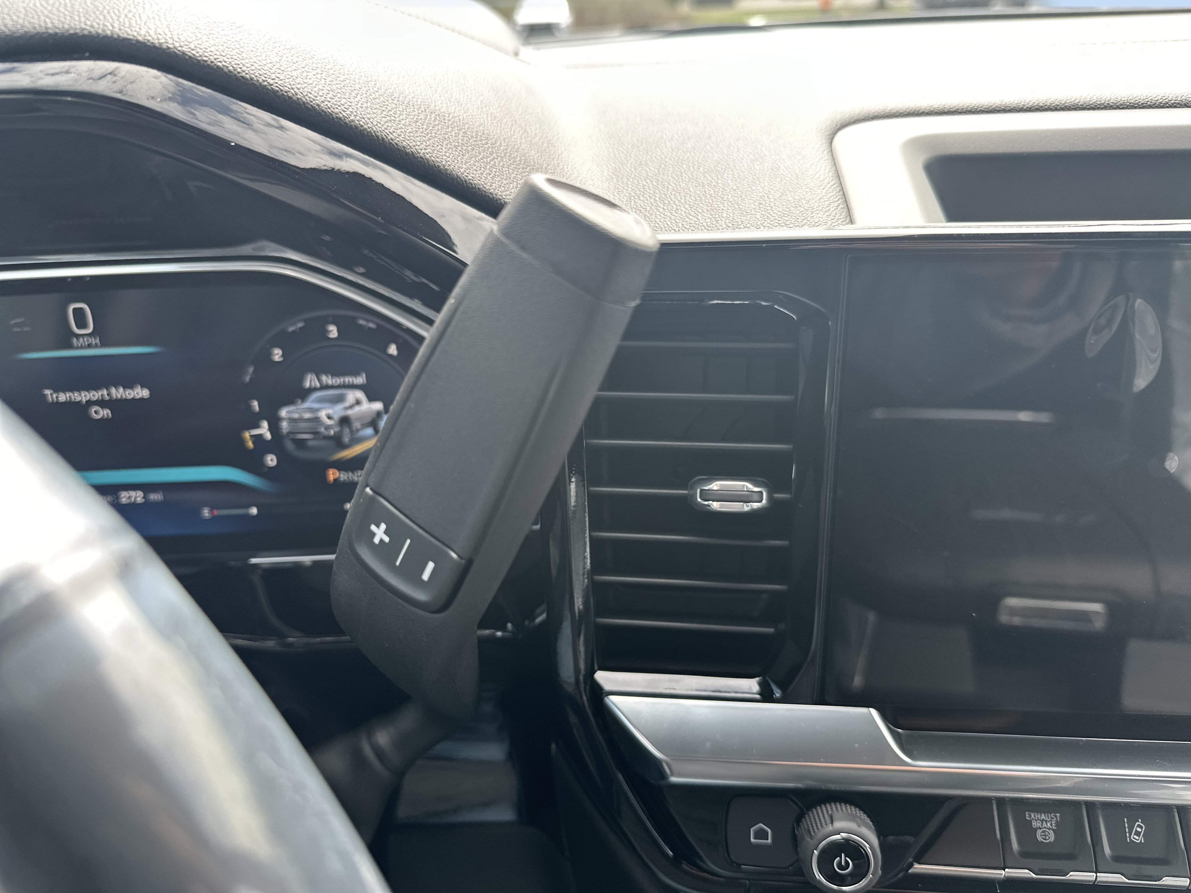New 2026 Chevrolet Silverado 2500 High Country w/ High Country Premium Package AWD/4WD image 17