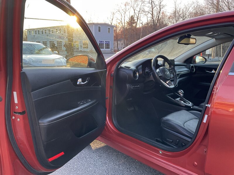 Used 2019 Kia Forte EX w/ Option Group 020 FWD image 21