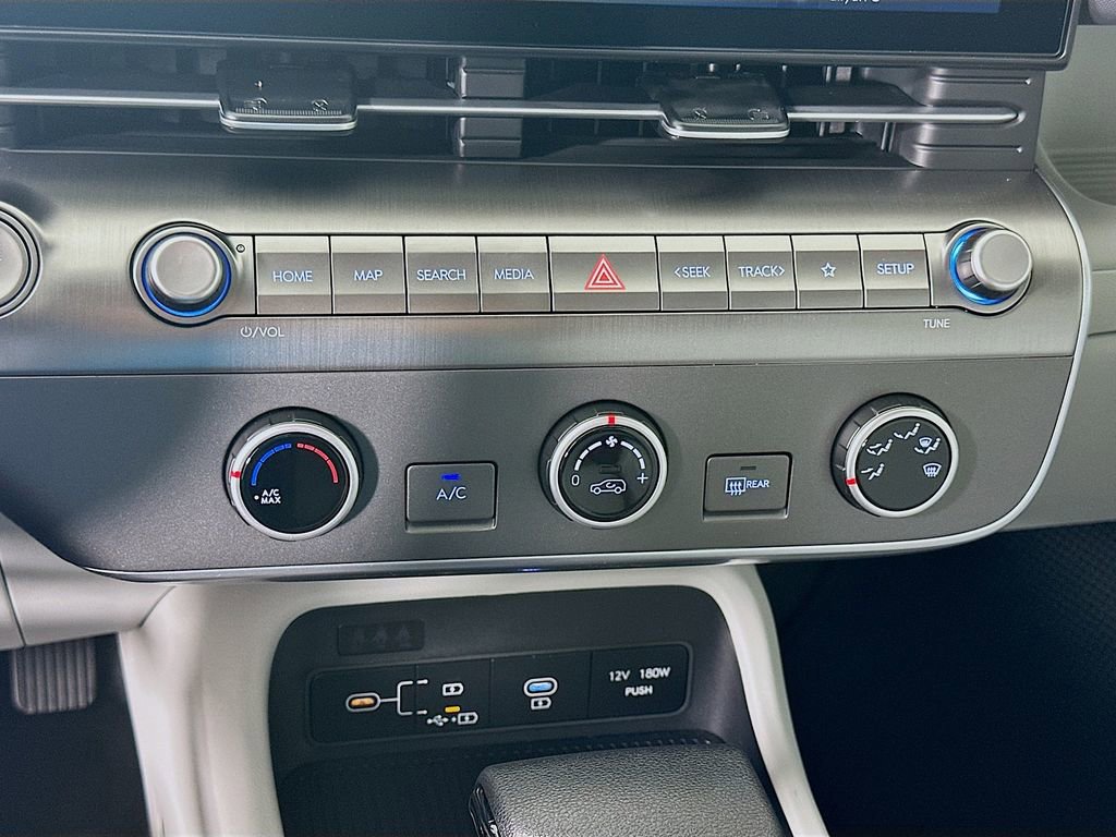 New 2026 Hyundai Kona SE image 13