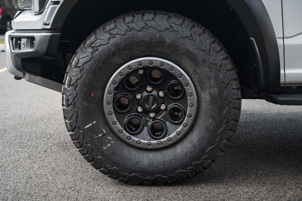 Certified 2025 Ford F150 Raptor AWD/4WD image 9