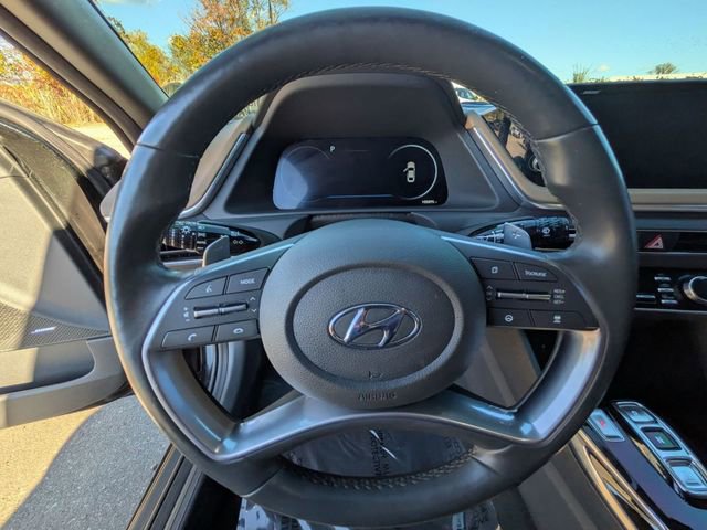 Used 2021 Hyundai Sonata Limited w/ Winter Weather Package image 19