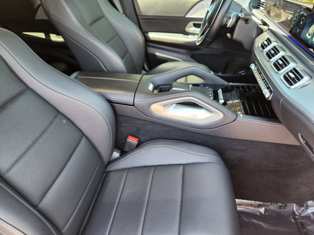 Used 2025 Mercedes-Benz GLE 350 4MATIC image 5