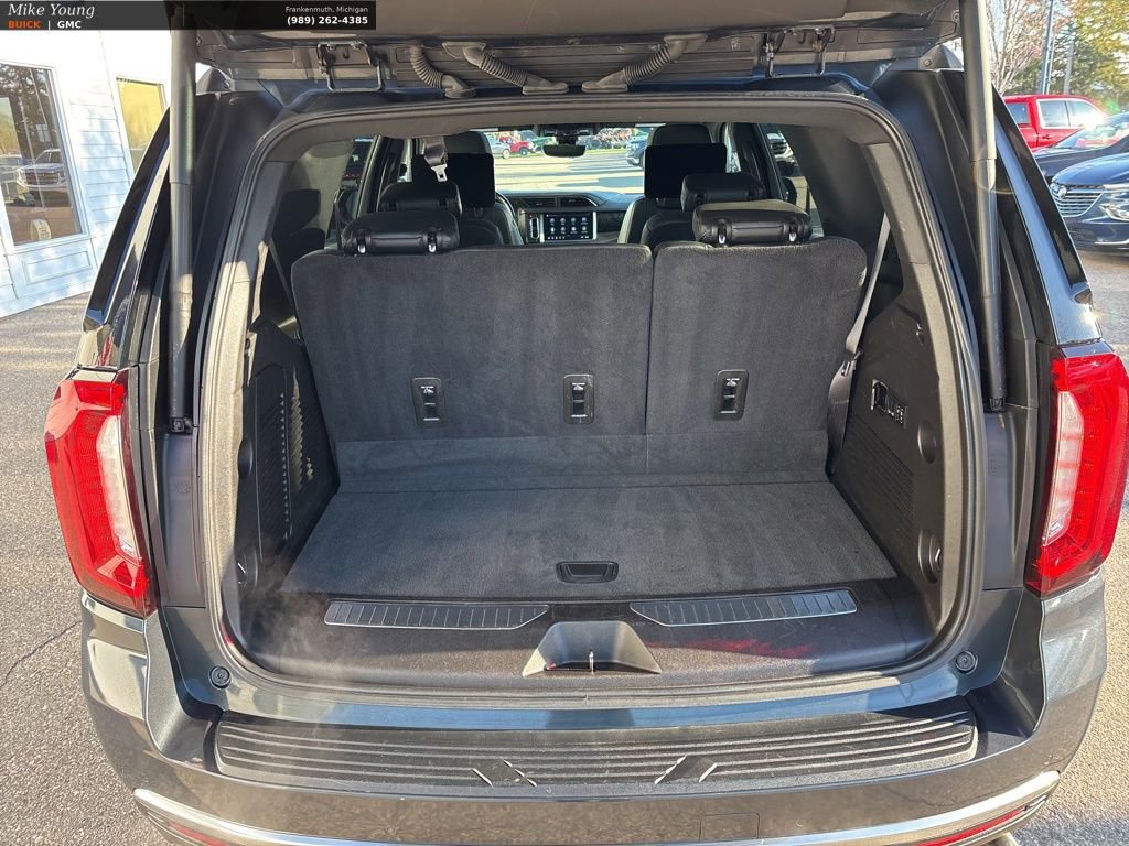Used 2021 GMC Yukon Denali w/ Denali Ultimate Package AWD/4WD image 10