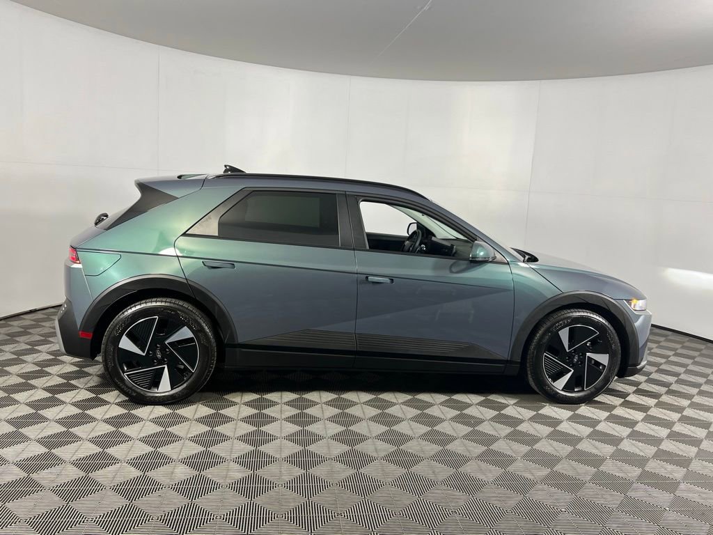 Used 2025 Hyundai Ioniq 5 SEL image 5