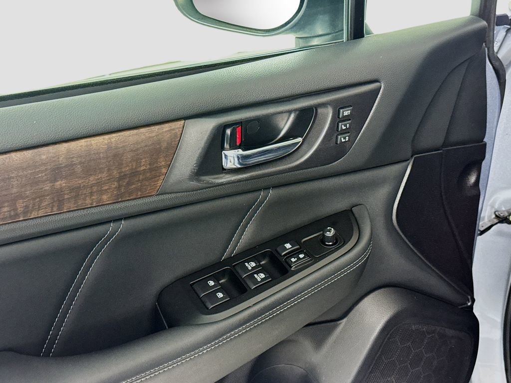 Used 2018 Subaru Outback 2.5i Limited AWD/4WD image 20