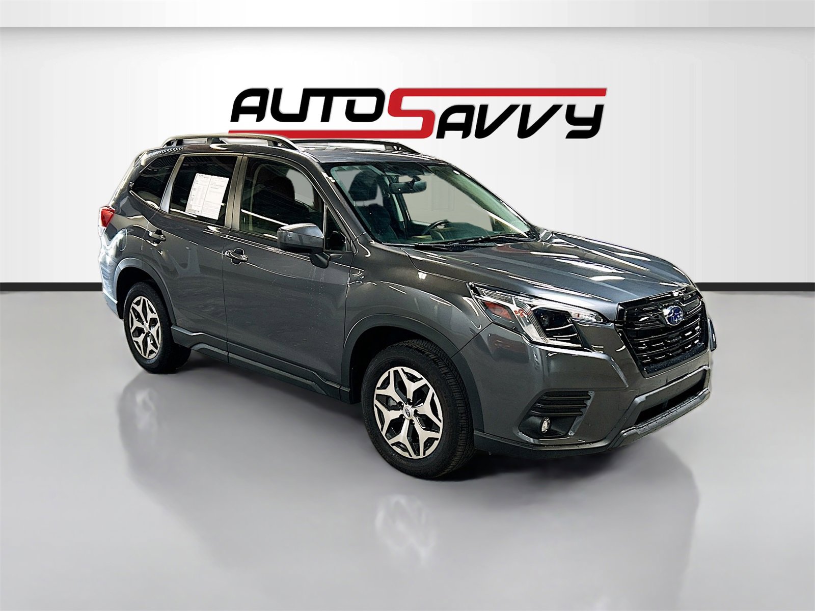 Used 2024 Subaru Forester Premium image 1