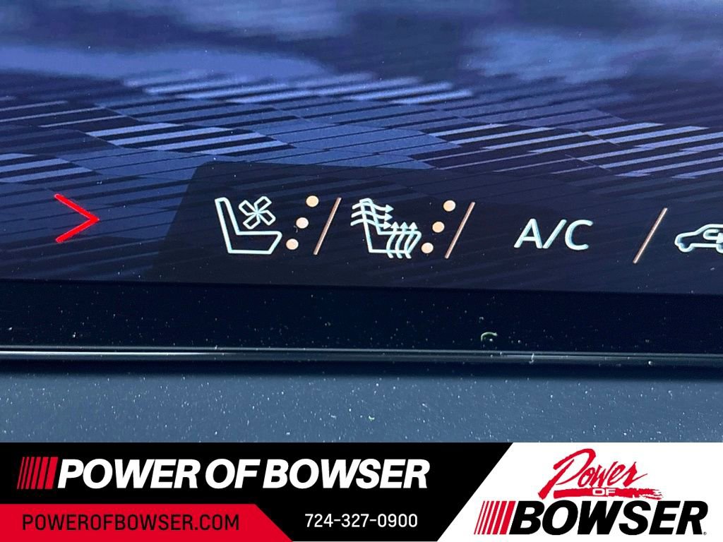 New 2026 Chevrolet Suburban High Country image 12