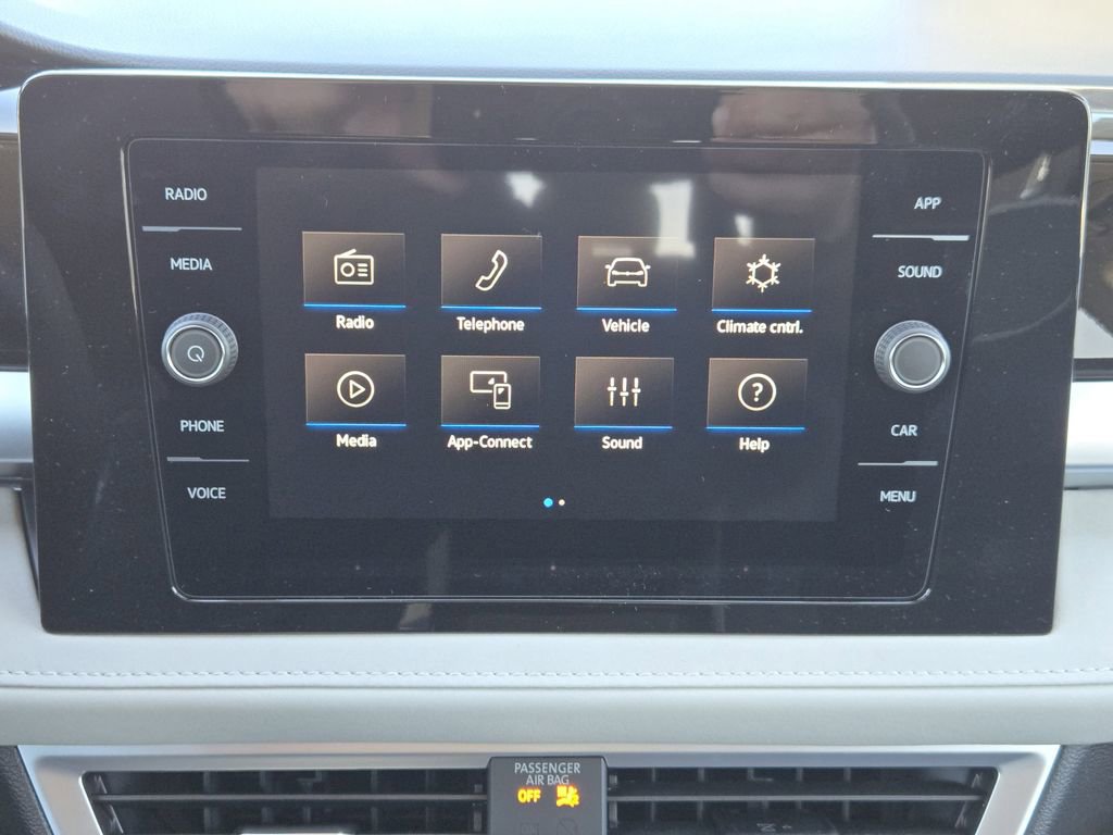 New 2026 Volkswagen Taos SE image 14