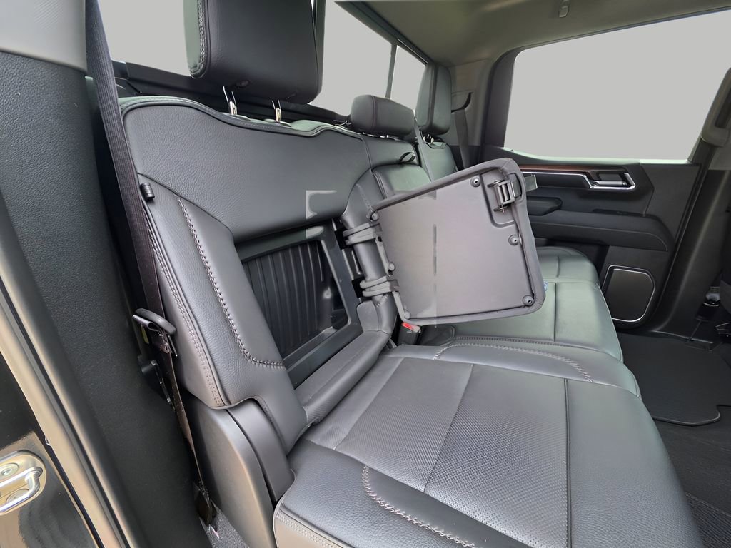 Used 2024 GMC Sierra 1500 Denali w/ Denali Reserve Package image 9