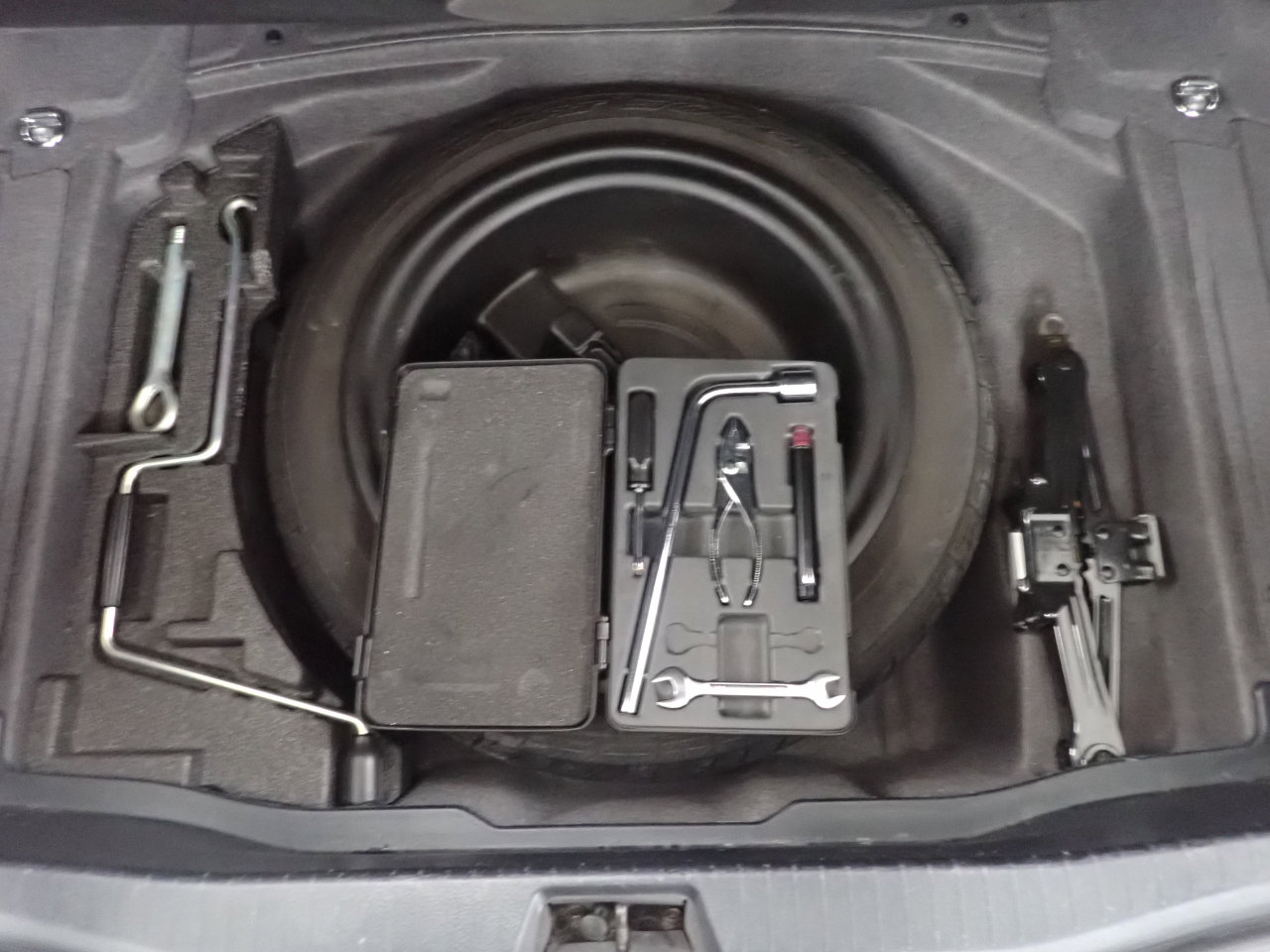 Used 2004 Lexus LS 430 image 13