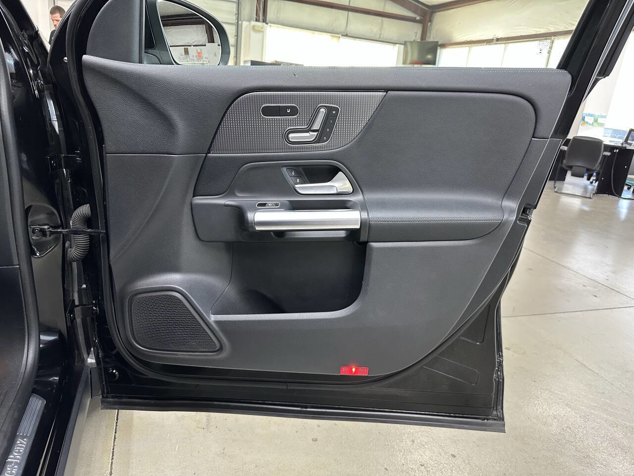 Used 2021 Mercedes-Benz GLA 250 4MATIC image 16