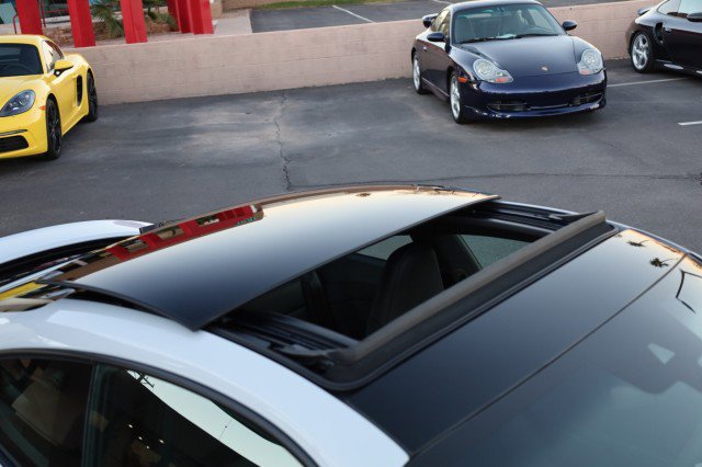 Used 2025 Porsche 911 Carrera image 48